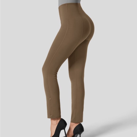 NWT Halara 7/8 length tummy control work pants Small - Picture 2 of 3